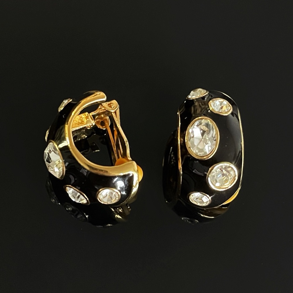 ✨Stunning VTG Italy Enamel w Rhinestones Clip On Earrings